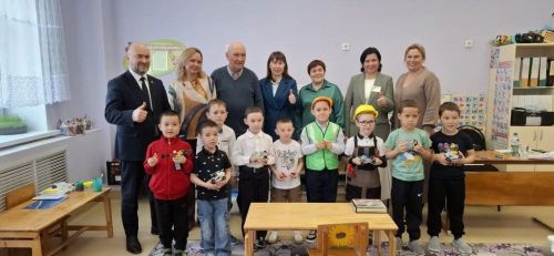 Балалар бакчасында тәрбияләнүчеләр фәнни-гамәли конференция призерлары булдылар
