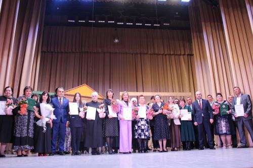 Халыкара театр көне уңаеннан
