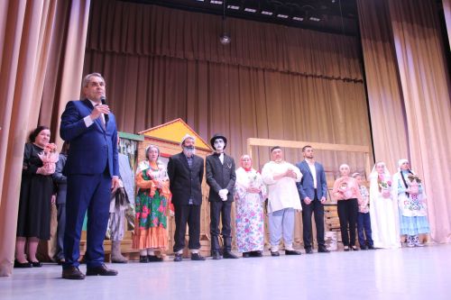Халыкара театр көне уңаеннан