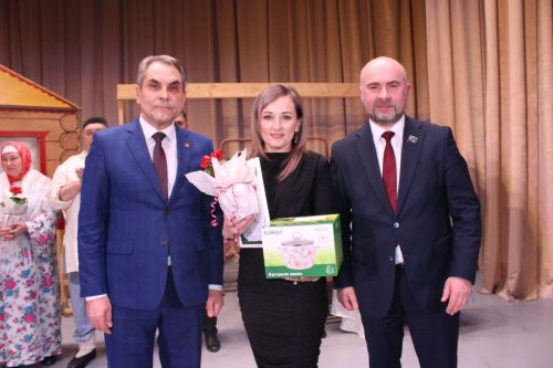 Халыкара театр көне уңаеннан