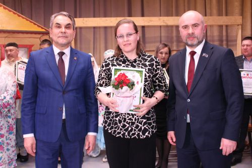 Халыкара театр көне уңаеннан