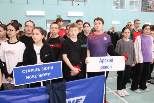 Теләчегә иң көчле балалар җыйналды