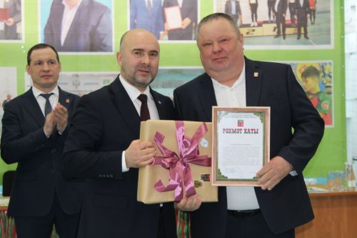 Теләчегә иң көчле балалар җыйналды