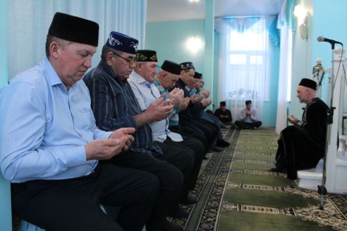 Нурлы Рамазан  ае бара