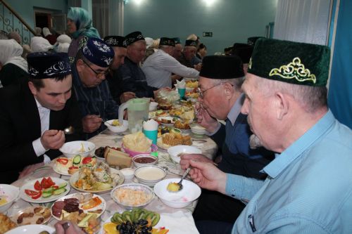 Нурлы Рамазан  ае бара