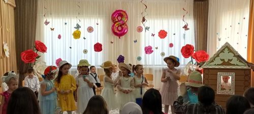 Районда 8 Мартка багышланган  бәйрәм иртәләре башланды