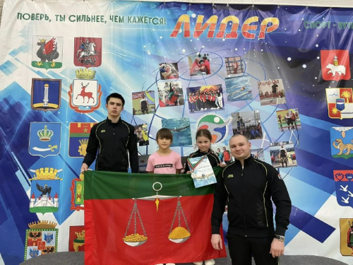 «Лидер Закамья» йөзү буенча республика ярышларнда