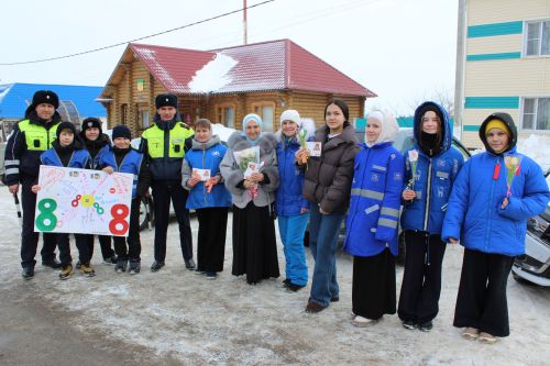Автоледиларга - чәчәкләр