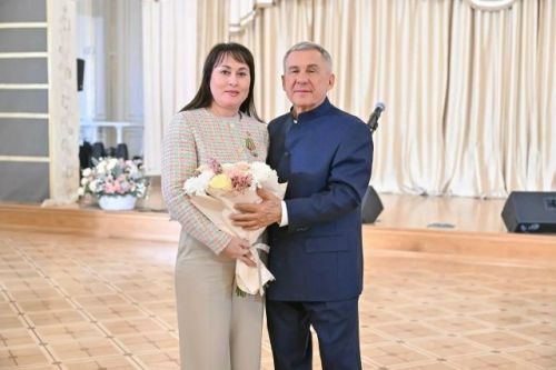 «Татарстан Республикасында җирле үзидарәне үстерүдәге казанышлар өчен» медале белән бүләкләнде