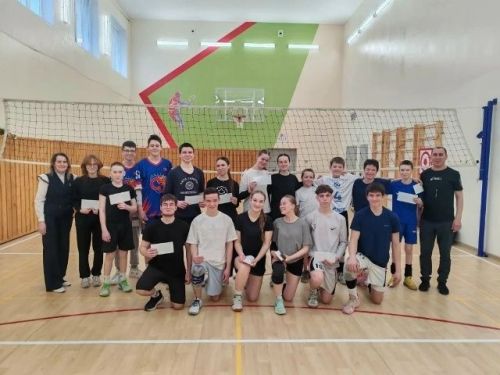 Махсус хәрби операциядә хезмәт итүче  Ирек Бәдриев призына волейбол буенча  турниры узды