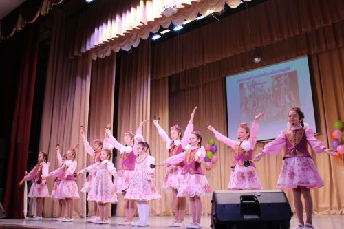 Теләче Балалар сәнгать мәктәбенең отчет концерты узды