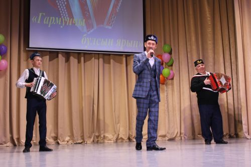 «Гармунчы булсын ярың!» проекты - Теләче сәхнәсендә!