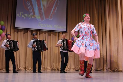 «Гармунчы булсын ярың!» проекты - Теләче сәхнәсендә!