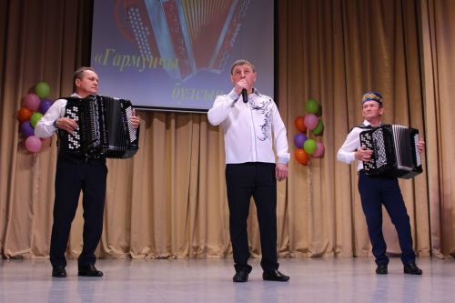 «Гармунчы булсын ярың!» проекты - Теләче сәхнәсендә!