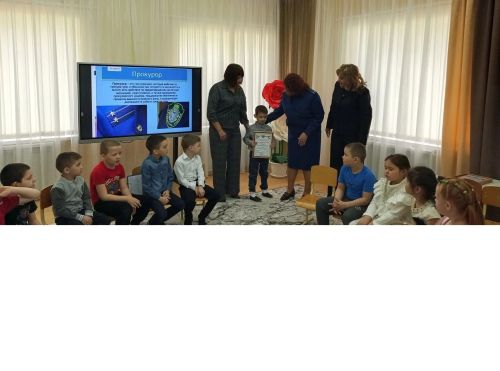 “Фронт открыткасы “район иҗат бәйгесендә катнашучыларны бүләкләделәр