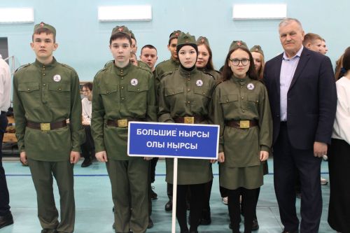 Хәрби - патриотик уеннар узды