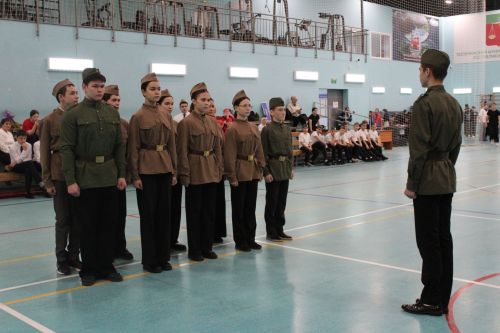 Хәрби - патриотик уеннар узды