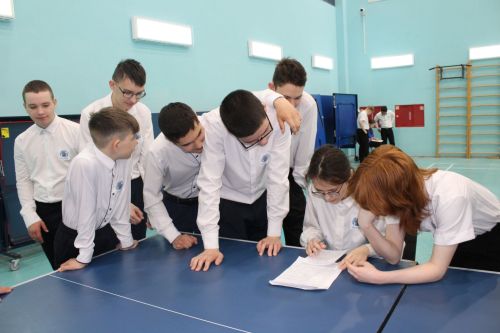 Хәрби - патриотик уеннар узды