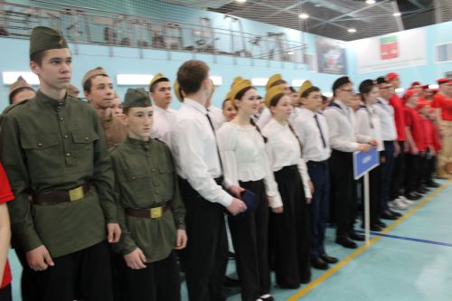 Хәрби - патриотик уеннар узды