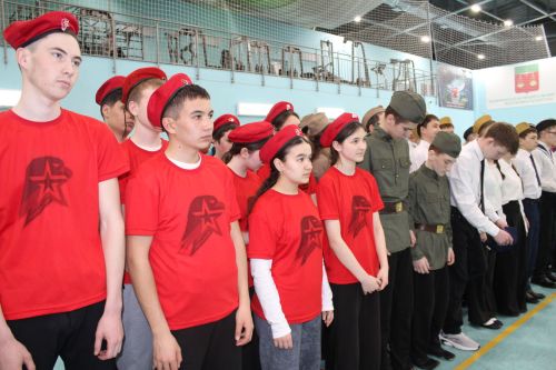 Хәрби - патриотик уеннар узды