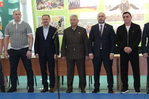Теләчедә җырчы Салават Фәтхетдинов  призына республика турниры узды