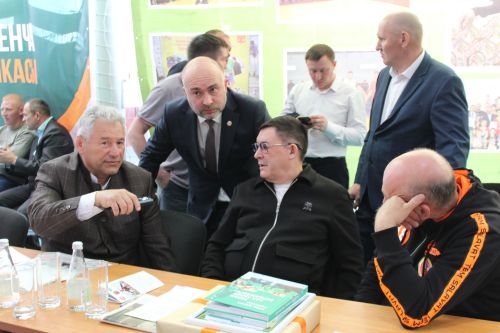 Теләчедә җырчы Салават Фәтхетдинов  призына республика турниры узды