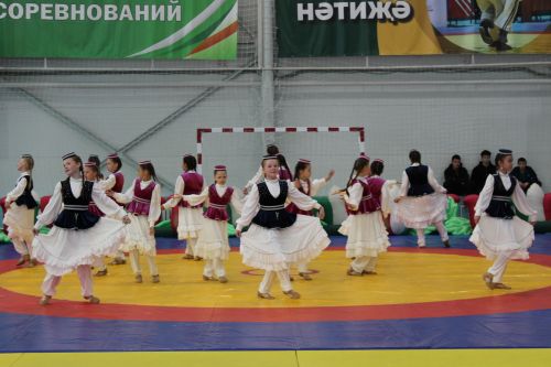 Теләчедә җырчы Салават Фәтхетдинов  призына республика турниры узды