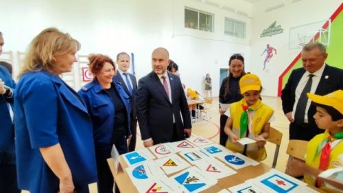 Иске Җөри урта мәктәбендә профориентация бәйгесе узды