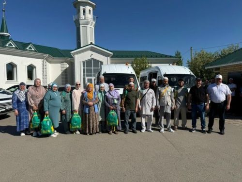 Райондашларыбызның икенче төркеме дә Изге Хаҗ сәфәренә кузгалды