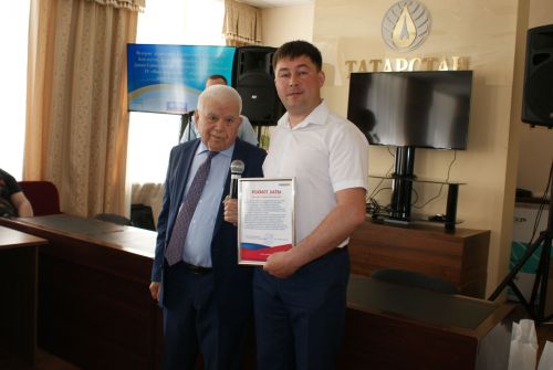 IV “Яшь журналист” бәйгесе җиңүчеләрен бүләкләдек