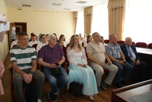 IV “Яшь журналист” бәйгесе җиңүчеләрен бүләкләдек