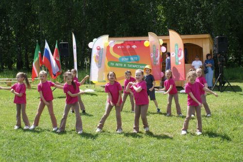 Халыкара балаларны яклау көне уңаеннан чара узды