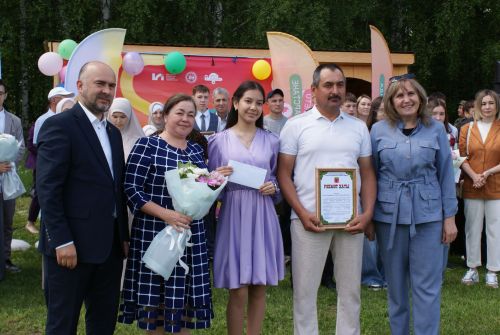 Халыкара балаларны яклау көне уңаеннан чара узды