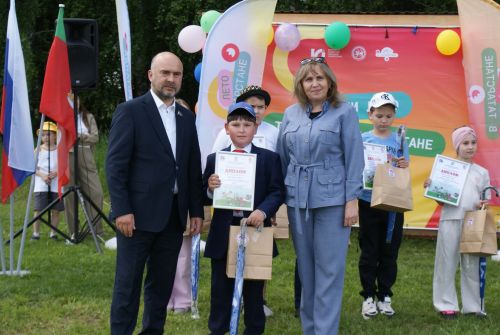Халыкара балаларны яклау көне уңаеннан чара узды