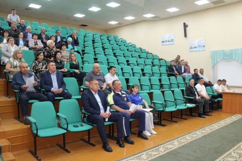 Киңәйтелгән утырышта
