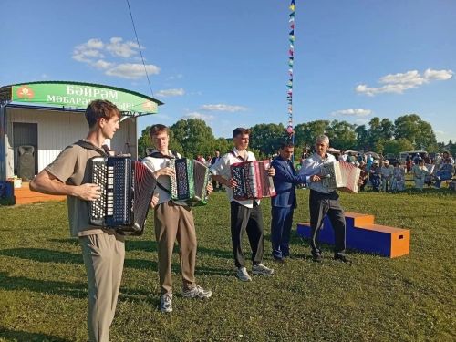 Шәтке авылында да Сабантуйлары гөрләп узды