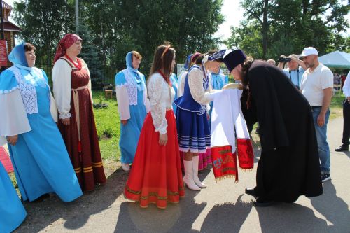 Карабаян авылында бәйрәм келәве узды
