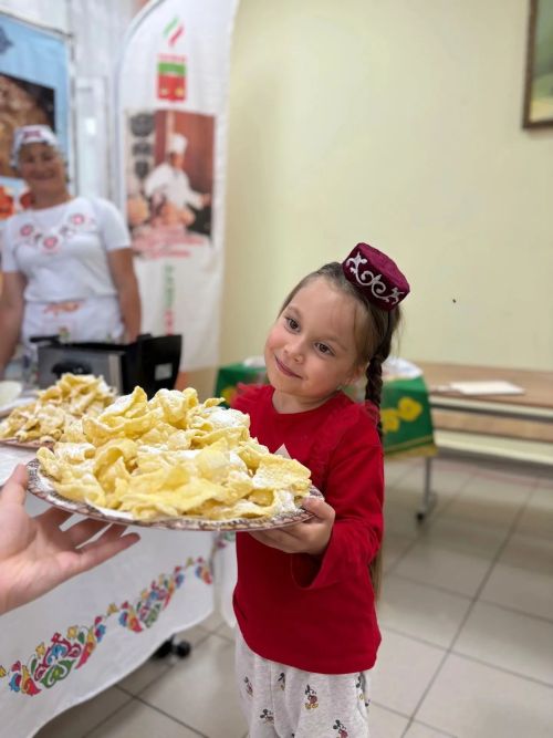 «Милли кухня традицияләрен торгызу- мәдәни күптөрлелеккә илтүче юл» проекты кысаларында осталык дәресе узды