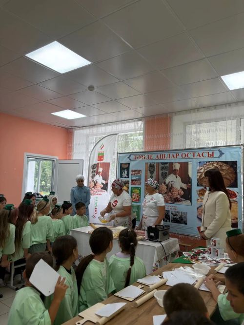 «Милли кухня традицияләрен торгызу- мәдәни күптөрлелеккә илтүче юл» проекты кысаларында осталык дәресе узды