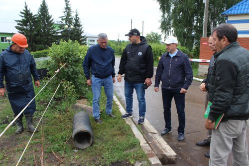 Объектлардагы эш барышы белән танышты