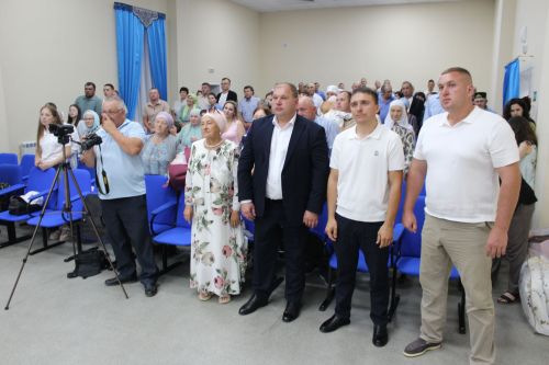 Халыкчан җитәкче иде