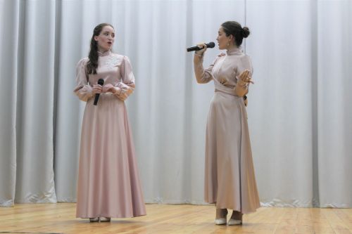 Халыкчан җитәкче иде