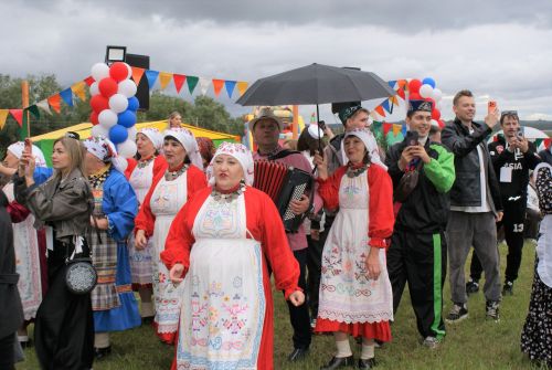 Теләчедә бишенче тапкыр   «Түгәрәк уен + Блогерлар Сабан туе» узды