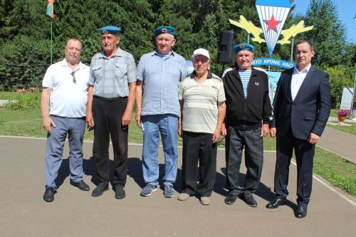 «Десантчы дисәң, барысы да аңлашыла»
