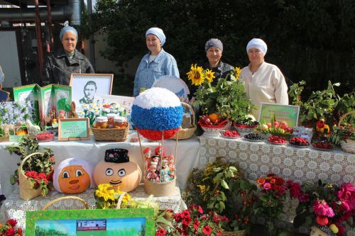 Бүген Теләчедә танылган шәхесләребез хөрмәтенә бюстлар ачылды