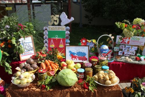 Бүген Теләчедә танылган шәхесләребез хөрмәтенә бюстлар ачылды
