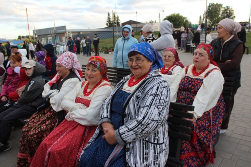 Балкы, яшә, чәчәк ат, республикам минем!