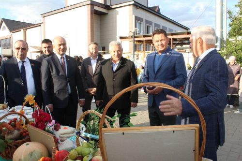 Балкы, яшә, чәчәк ат, республикам минем!