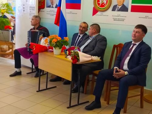 Баландыш мәктәбендә дә  Белем бәйрәме узды