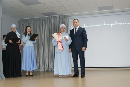 Тәрбиячеләр көне уңаеннан  чара узды